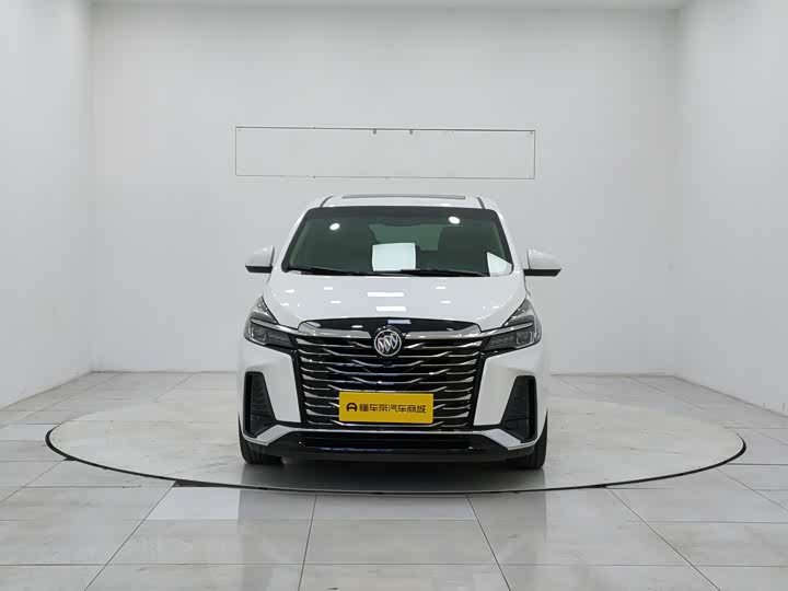 Фото 3 - Buick GL8 ES