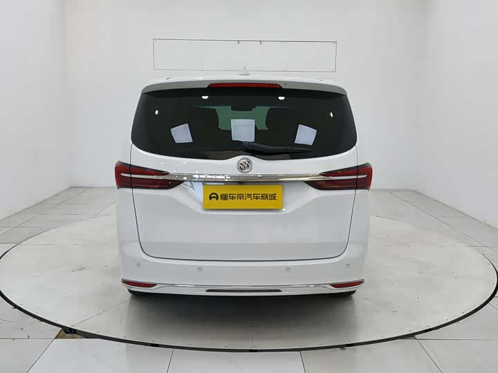 Фото 6 - Buick GL8 ES