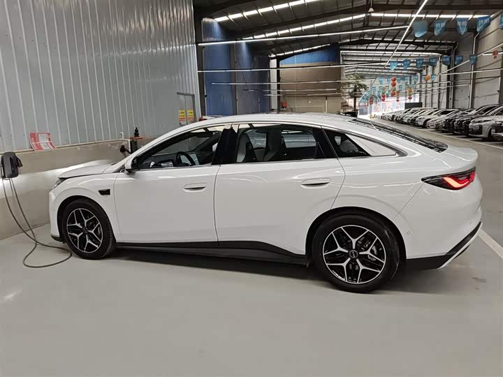 Фото 5 - BYD Seal 06 Hybrid/EV