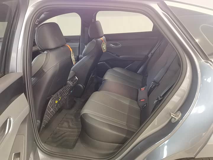 Фото 4 - BYD Qin L