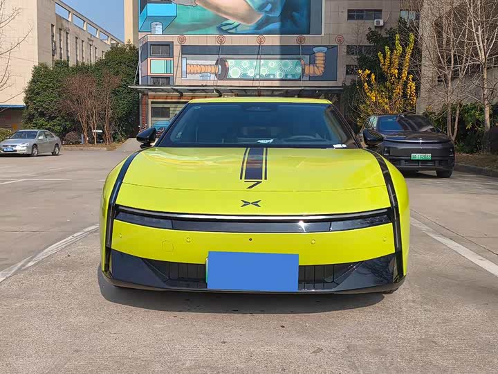 Фото 1 - XPeng P7