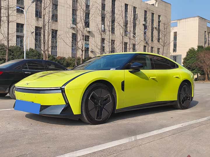 Фото 3 - XPeng P7