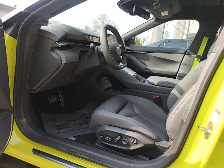 Фото 7 - XPeng P7