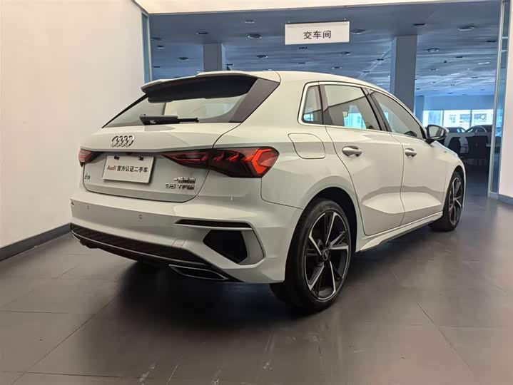 Фото 4 - Audi A3