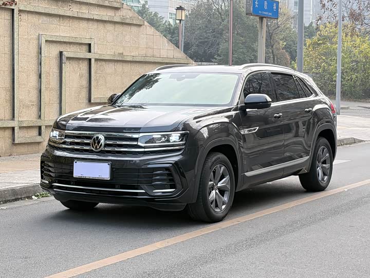 Фото 1 - Volkswagen Teramont X