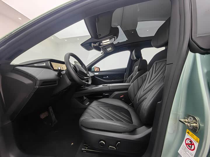 Фото 7 - Changan Deepal SL03