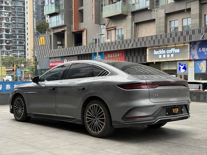 Фото 4 - BYD Han