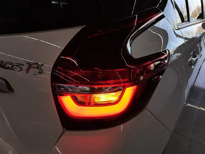 Фото 8 - Toyota Vios FS