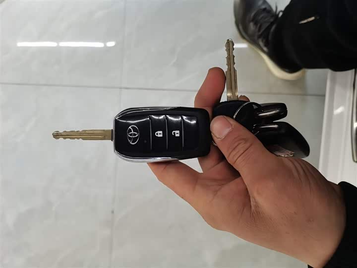 Фото 9 - Toyota Vios FS