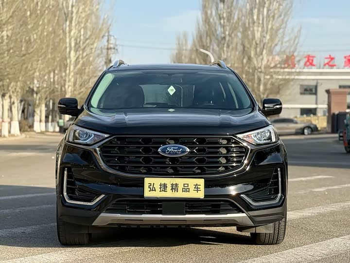 Фото 2 - Ford Edge