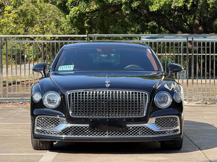 Фото 1 - Bentley Flying Spur