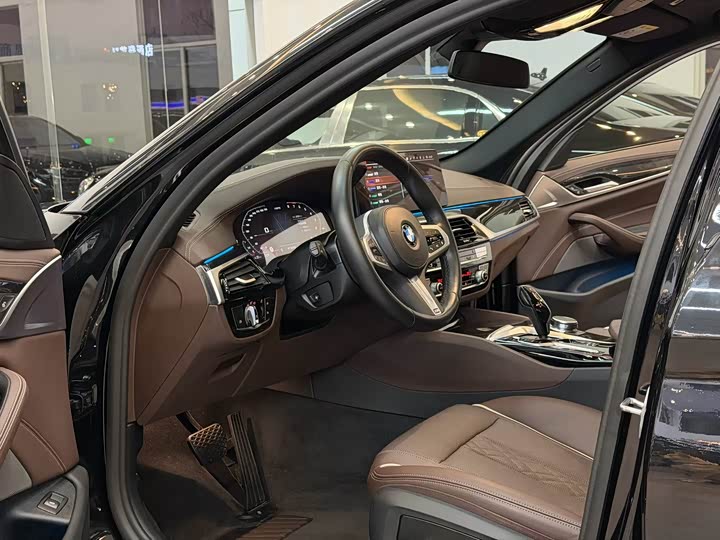 Фото 6 - BMW 5 Series