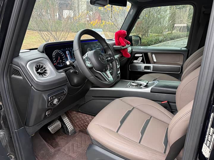 Фото 8 - Mercedes-Benz G-Class