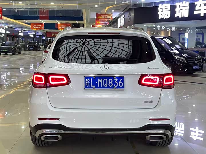 Фото 8 - Mercedes-Benz GLC-Class