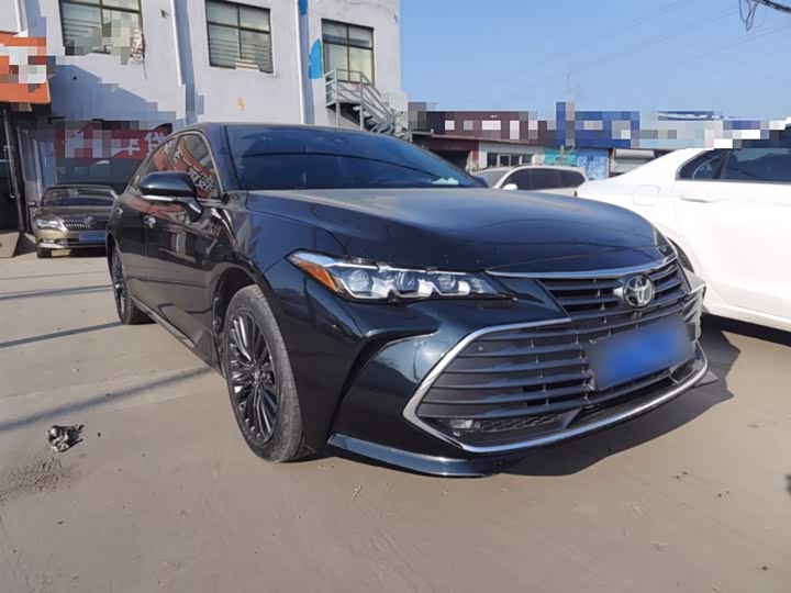 Фото 4 - Toyota Avalon