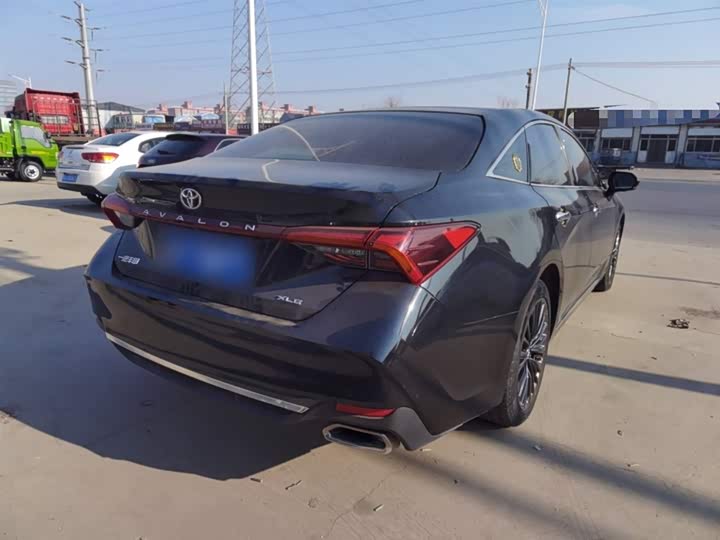 Фото 7 - Toyota Avalon