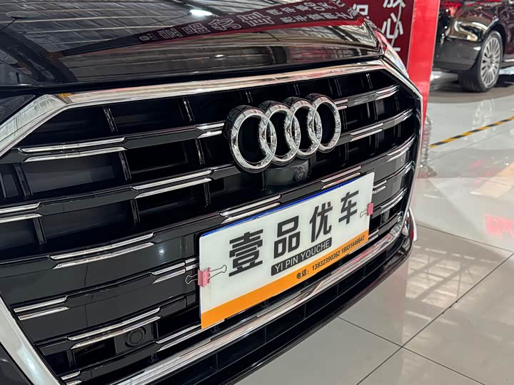 Фото 5 - Audi A6L