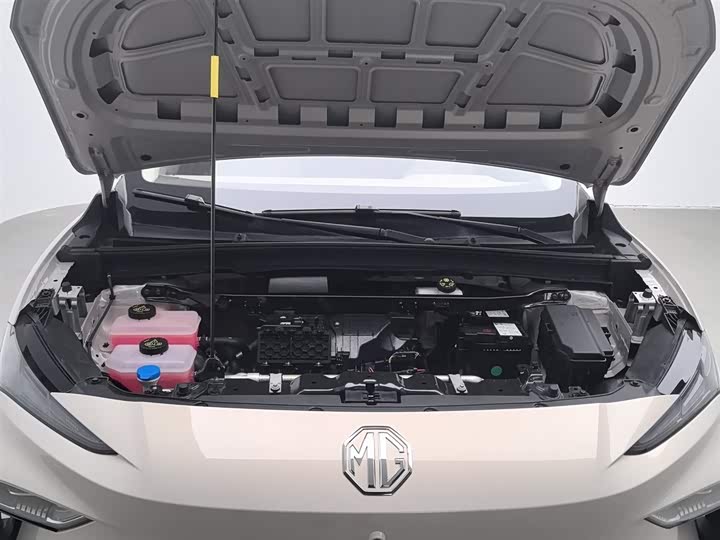 Фото 6 - MG Motor ES5