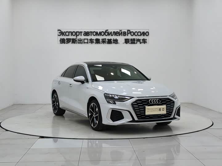 Фото 1 - Audi A3