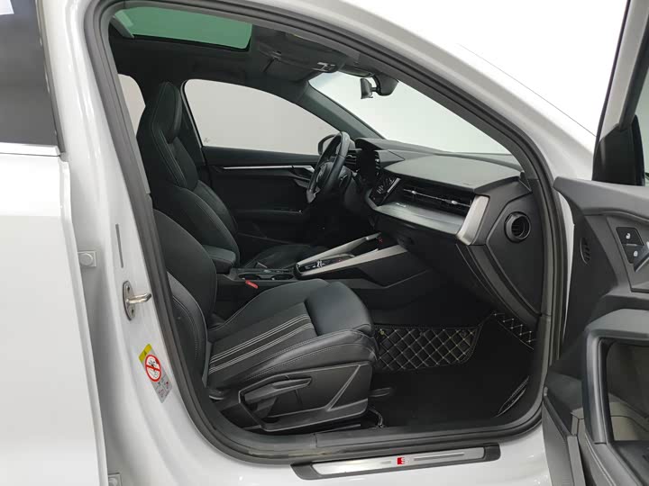 Фото 9 - Audi A3