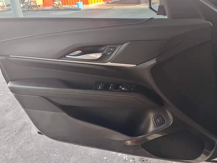 Фото 7 - Cadillac CT4