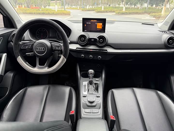 Фото 5 - Audi Q2L