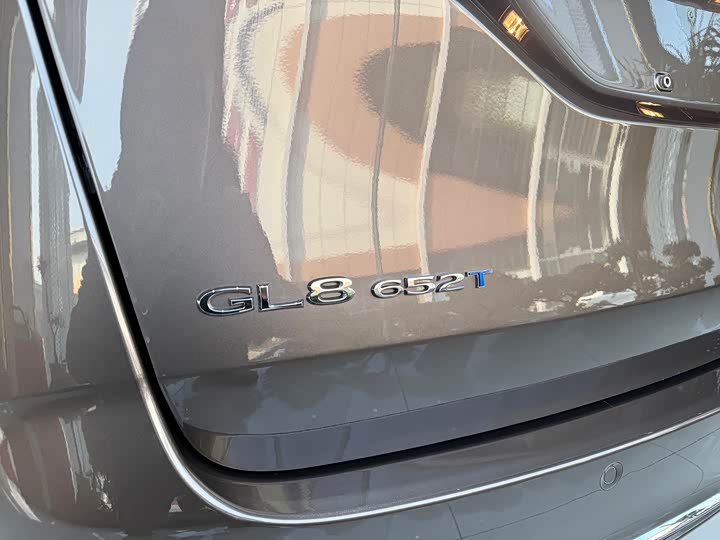 Фото 8 - Buick GL8 ES