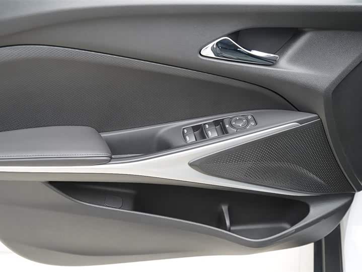 Фото 5 - Chevrolet Menlo