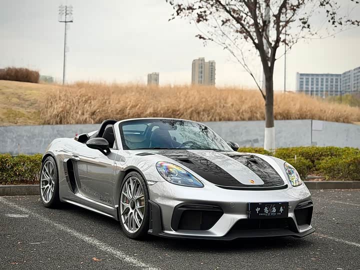 Фото 3 - Porsche 718