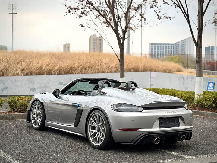 Фото 7 - Porsche 718