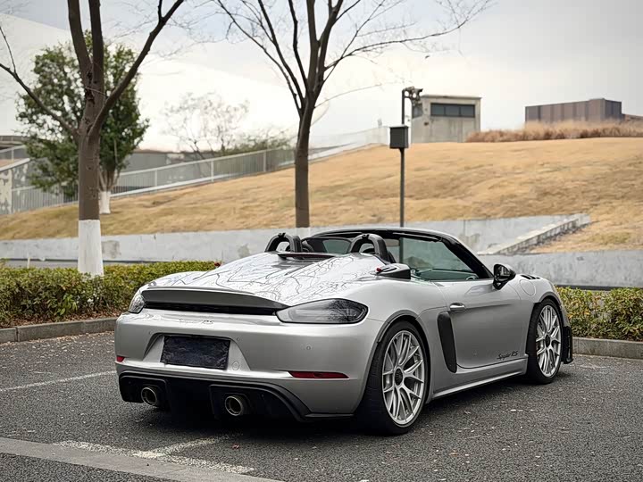 Фото 8 - Porsche 718