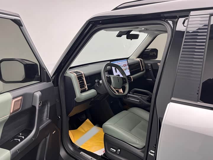 Фото 7 - Chery iCar 03