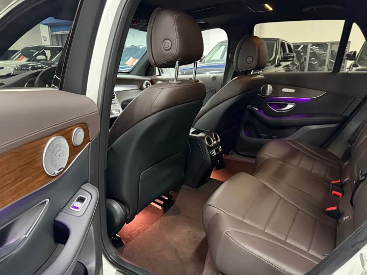 Фото 8 - Mercedes-Benz GLC-Class