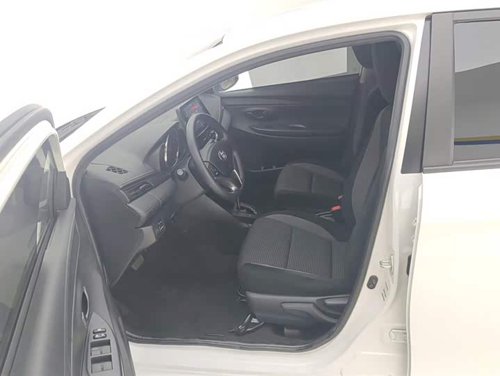 Фото 9 - Toyota Vios