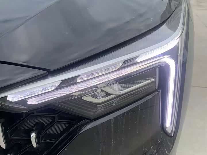 Фото 4 - Bestune B70