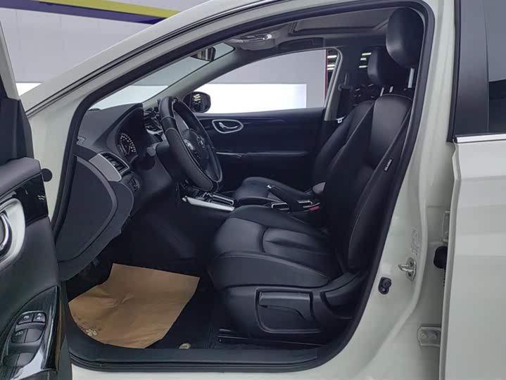 Фото 9 - Nissan Sylphy