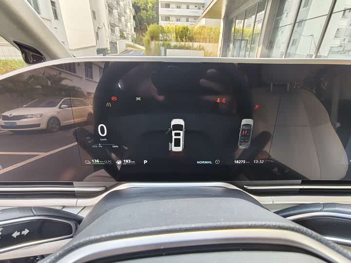 Фото 9 - Maxus Mifa 9