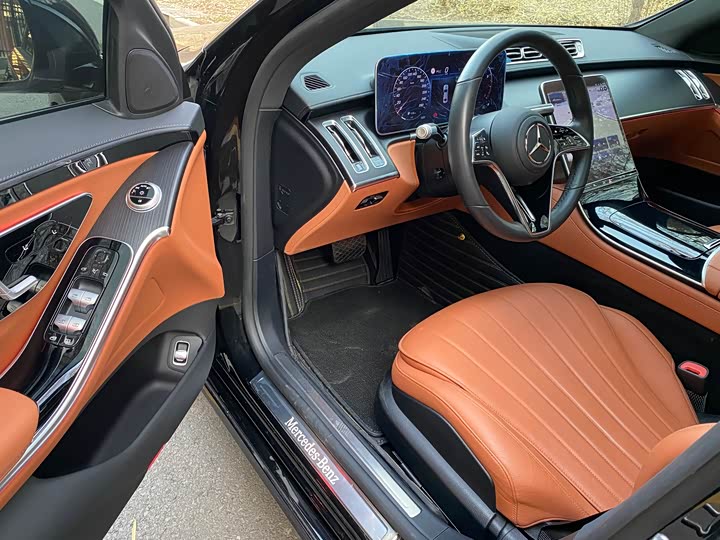 Фото 7 - Mercedes-Benz S-Class