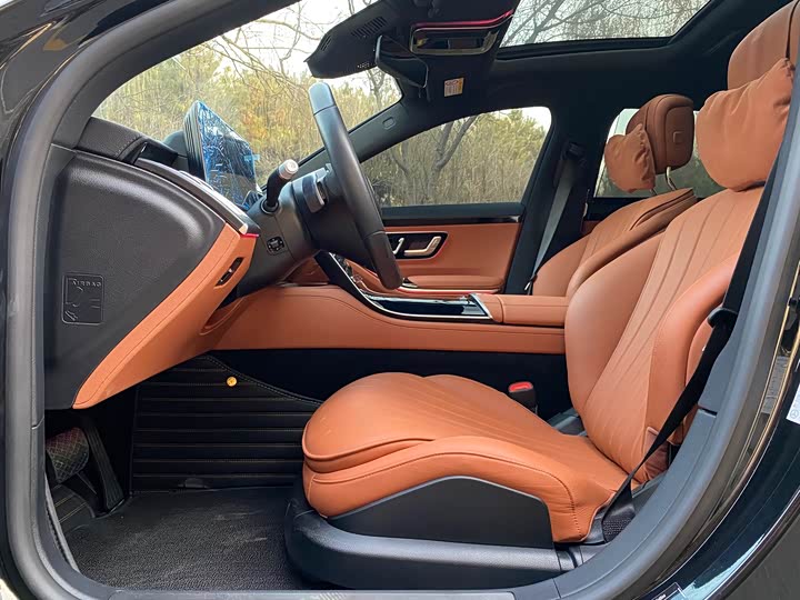 Фото 8 - Mercedes-Benz S-Class