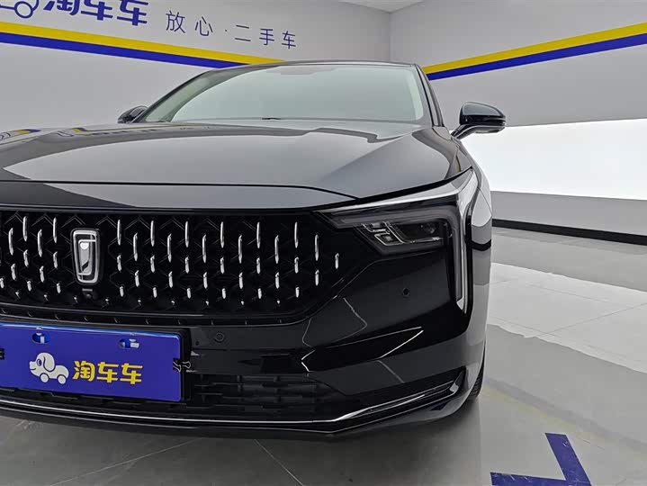 Фото 5 - Bestune B70