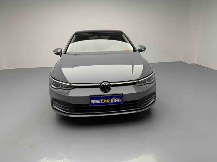 Фото 2 - Volkswagen Golf