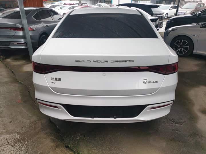 Фото 6 - BYD Qin Plus