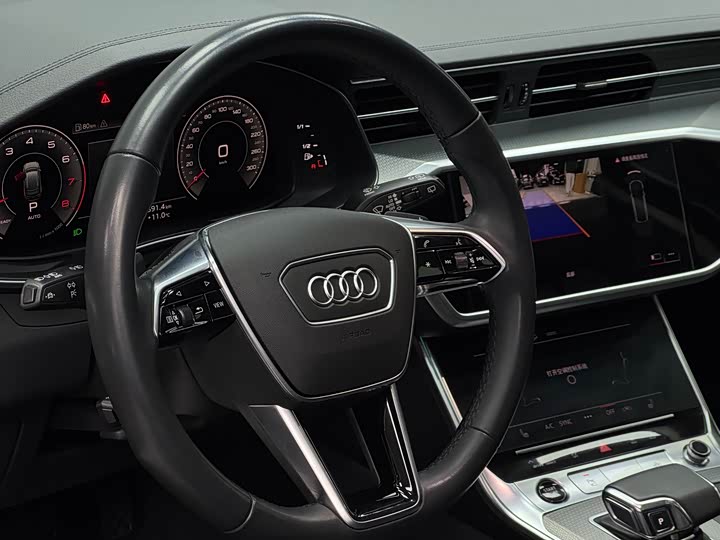Фото 8 - Audi A6