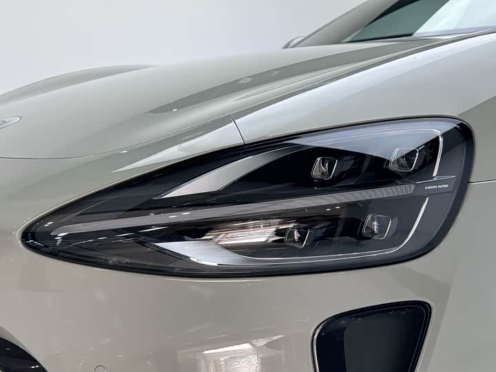 Фото 3 - Xiaomi SU7