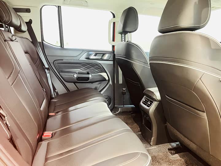 Фото 5 - Tank 300