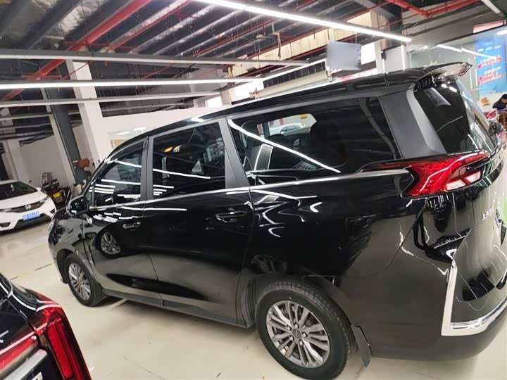 Фото 5 - Maxus G50