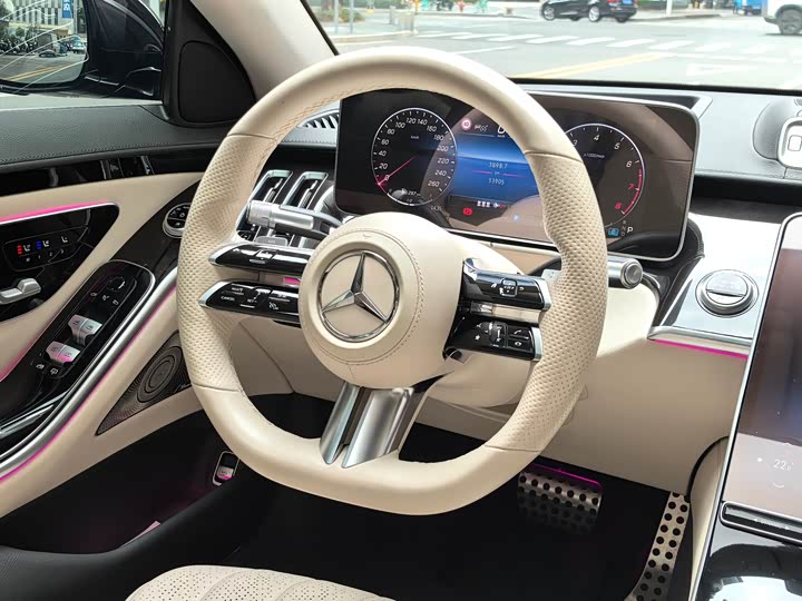 Фото 5 - Mercedes-Benz S-Class