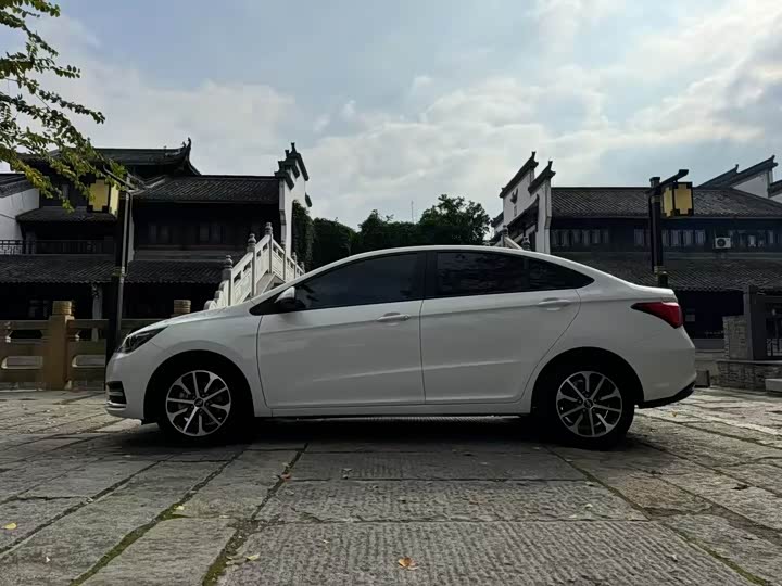 Фото 7 - Chery Arrizo 5