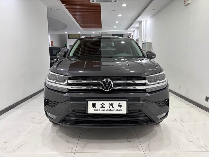 Фото 2 - Volkswagen Tharu