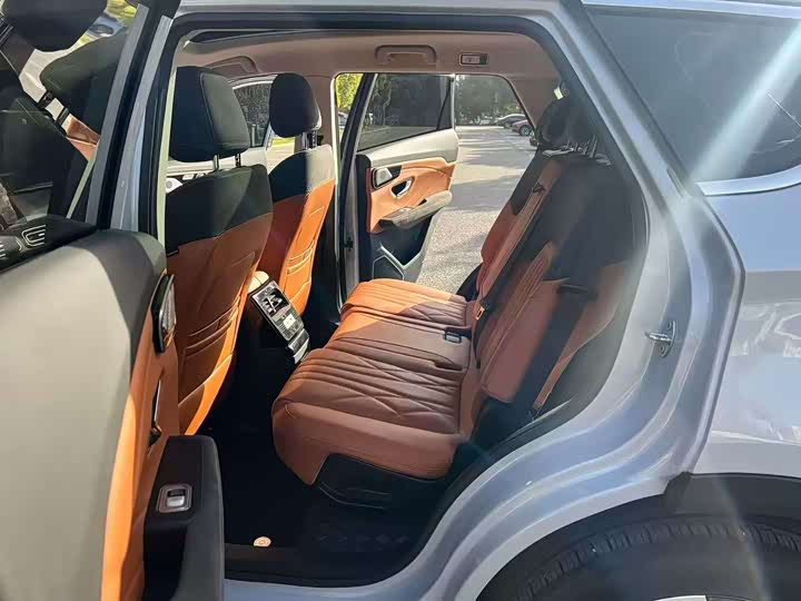 Фото 6 - Jetour Shanhai L7